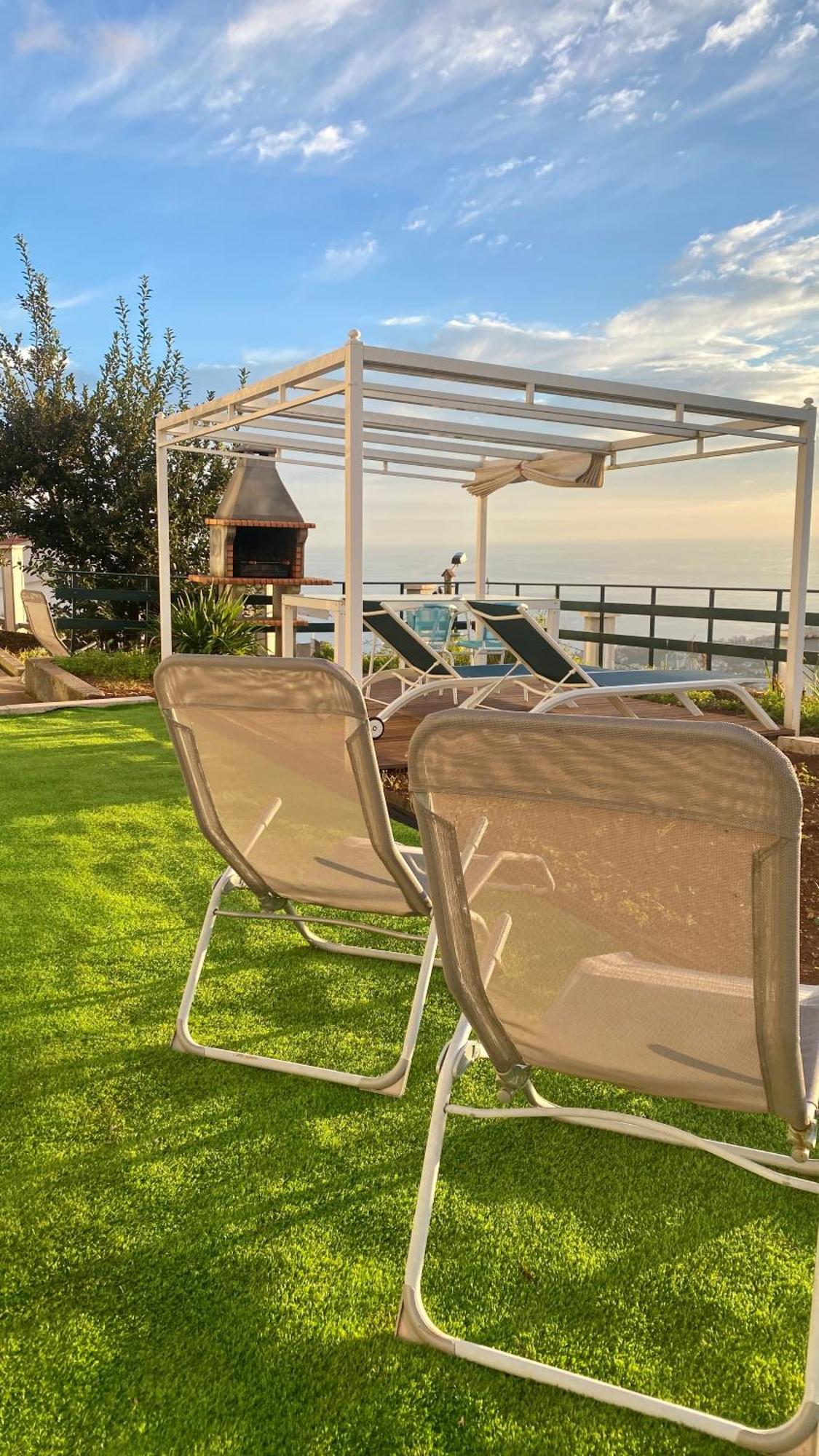 Studio Geek Villa - Open Space - 5M From 5 Top Attractions - Pool All Year Round, Dining Pergola, Barbecue - Funchal Matrix Holiday Home Εξωτερικό φωτογραφία